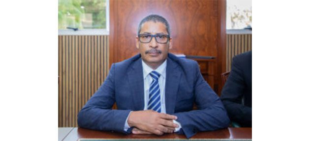 وزير التجهيز يغادر إلى إسطنبول للمشاركة في مؤتمر وزراء النقل بدول منظمة التعاون الإسلامي