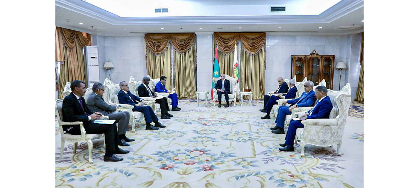 رئيس الجمهورية يترأس اجتماع عمل لدراسة اضطراب سلاسل الإمداد وارتفاع أسعار الهيدروكربونات عالميا وبحث الآليات المناسبة لمواجهة الأزمة