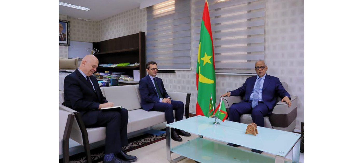 وزير الشؤون الاقتصادية يستقبل السفير الفرنسي