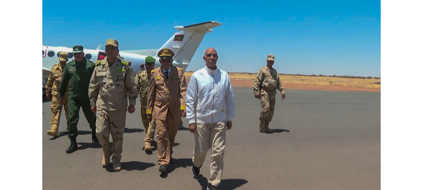 وزير الدفاع يبدأ زيارة تفقدية للمنطقة العسكرية الخامسة