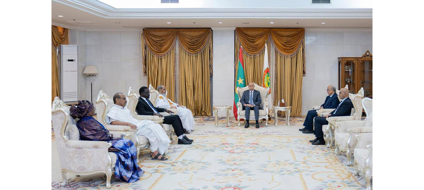 رئيس الجمهورية يستقبل مكتب مؤسسة المعارضة الديمقراطية