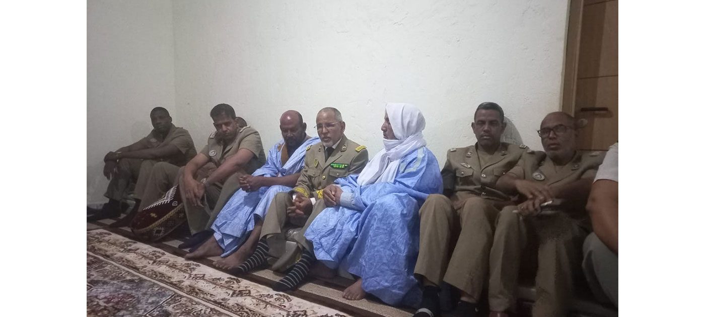 باسم رئيس الجمهورية.. والي لعصابه يقدم التعازي لأسرة أهل التار