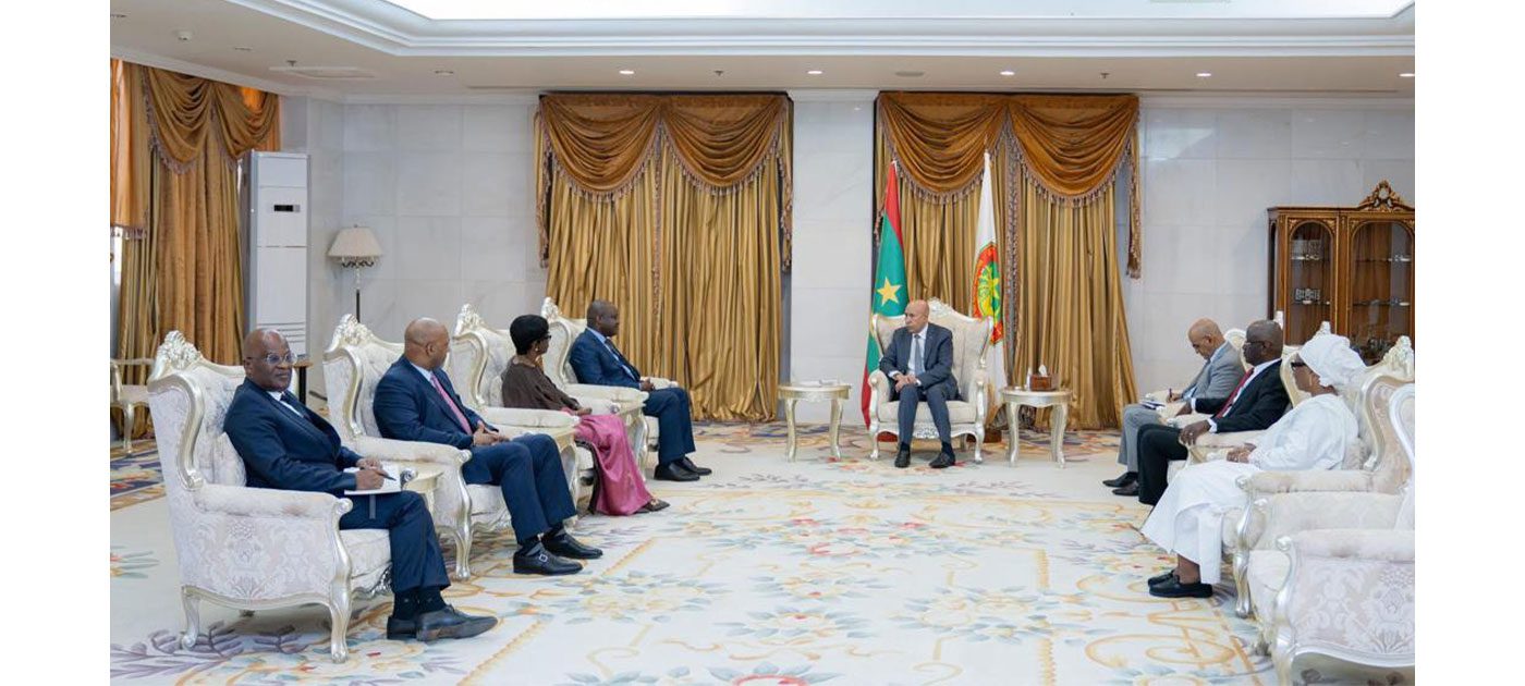 رئيس الجمهورية يتسلم رسالة خطية من الرئيس الكونغولي