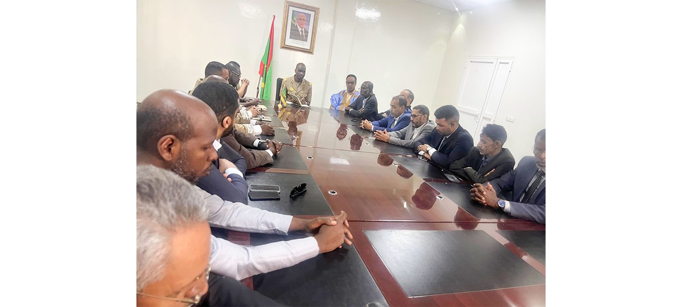 والي تيرس الزمور يعقد اجتماعا مع رؤساء المصالح الجهوية