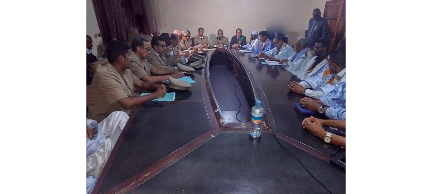 والي اترارزة يترأس اجتماعا مع الحكام والعمد لبحث قضايا التنمية المحلية