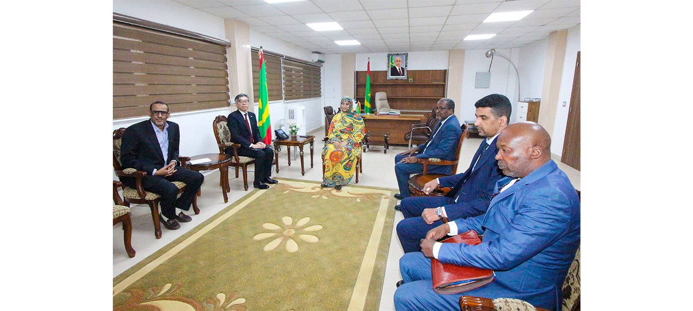 وزيرة الإسكان تبحث مع السفير الياباني سبل تعزيز التعاون في مجال العمران