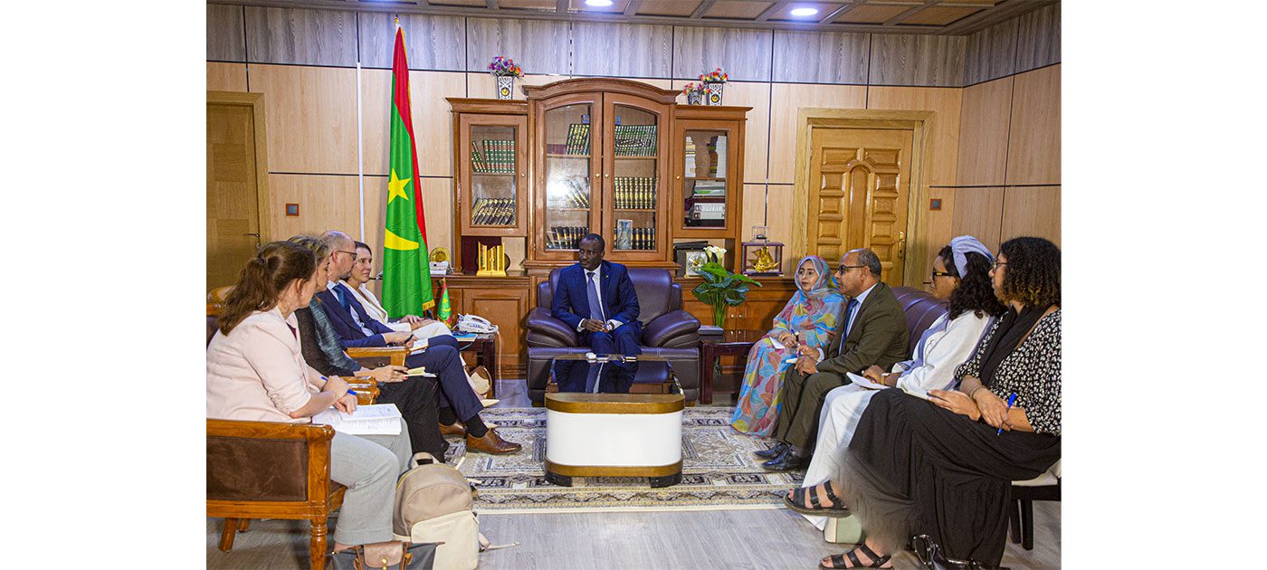 وزير العدل يستقبل ممثلة الأمم المتحدة لمكافحة المخدرات والجريمة في إفريقيا الغربية والوسطى