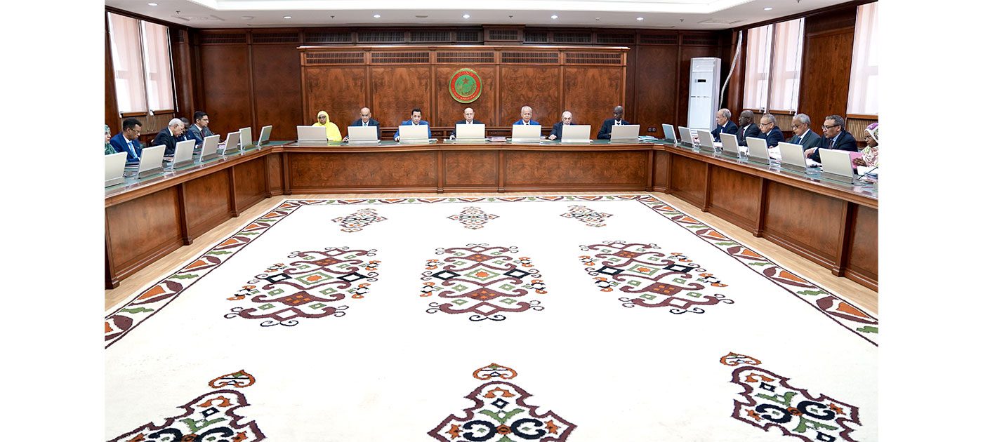 رئيس الجمهورية يأمر الحكومة باتخاذ الإجراءات اللازمة لتمكين متقاعدي القطاع العام من الاستفادة من معونة خاصة