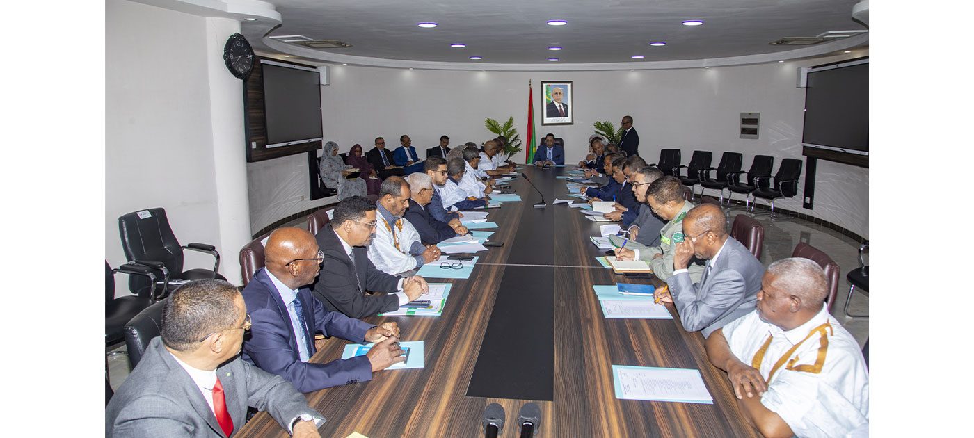 الوزير الأول يترأس الاجتماع السادس للجنة الوزارية المكلفة بمتابعة تموين الأسواق