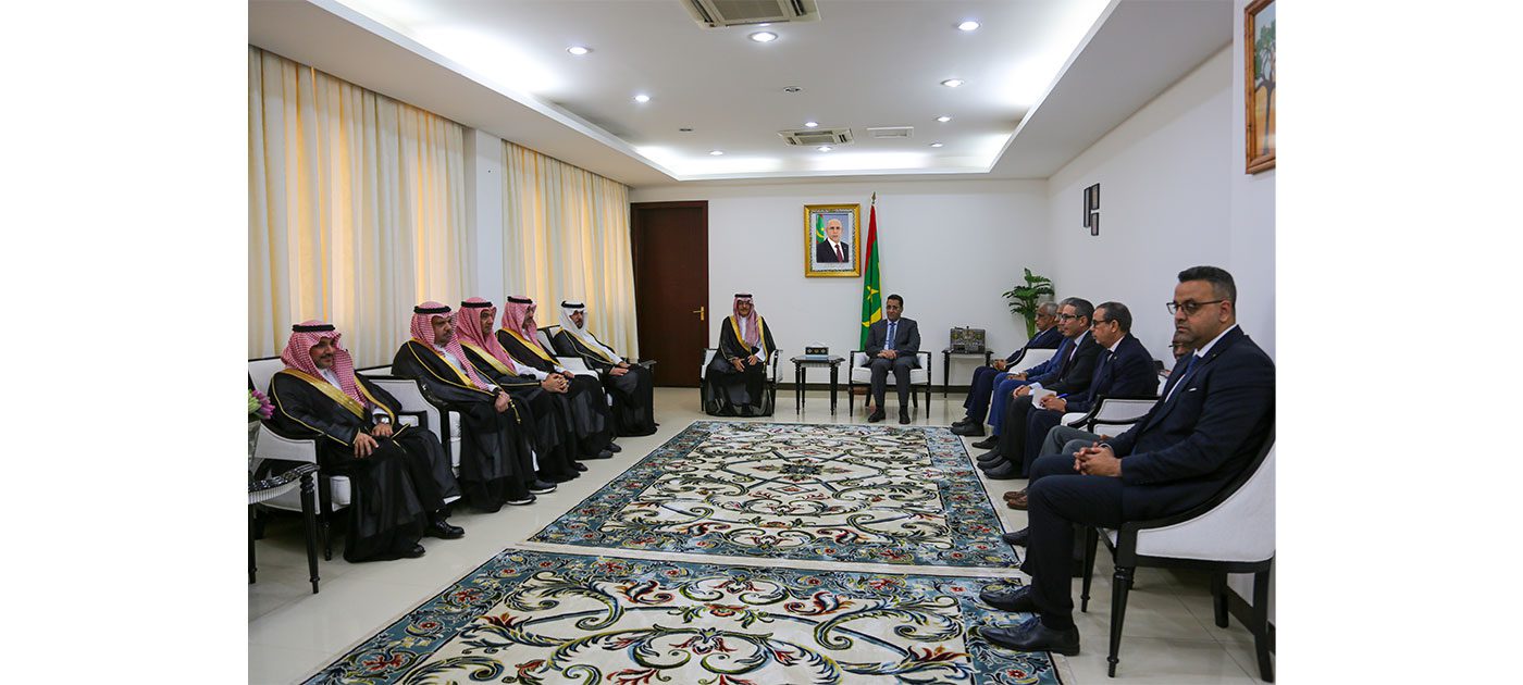 الوزير الأول يستقبل وفدا من الصندوق السعودي…